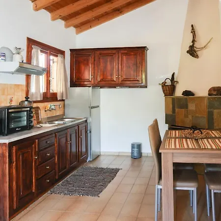 F & B Summer Collection- Skiathos -maistrali