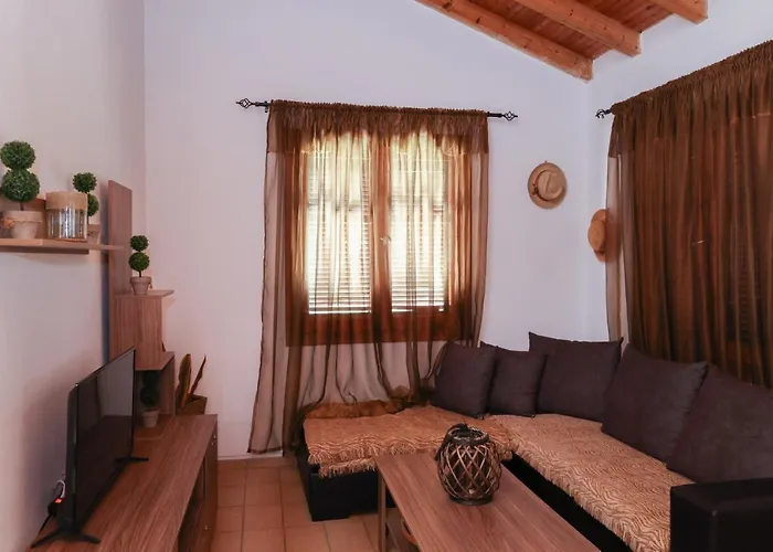 F & B Summer Collection- Skiathos -maistrali Apartament