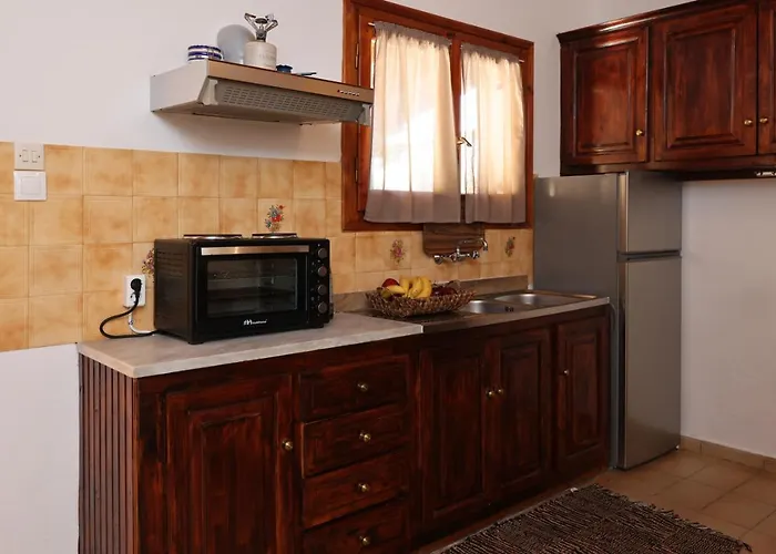 Apartament F & B Summer Collection- Skiathos -maistrali