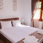 F & B Summer Collection- Skiathos -maistrali Apartment Troulos