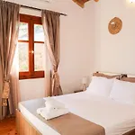 F & B Summer Collection- Skiathos -maistrali Apartment