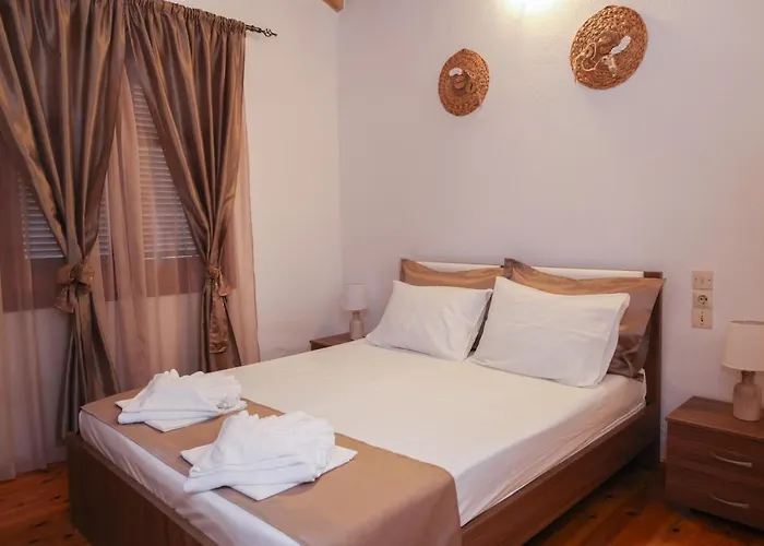 F & B Summer Collection- Skiathos -maistrali *