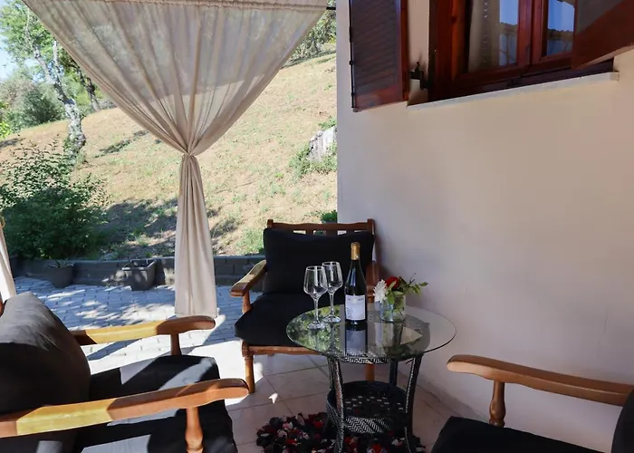 アパート F & B Summer Collection- Skiathos -maistrali トロウロス