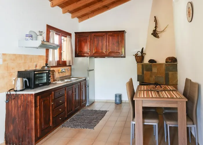 F & B Summer Collection- Skiathos -maistrali